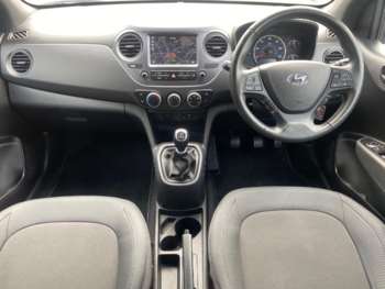 Used Hyundai i10 2018 for sale - 74840266: Photo