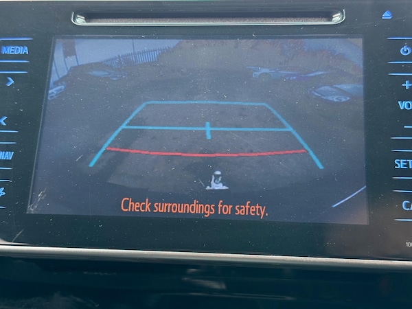 Used Toyota Hilux 2019 for sale - 74840262: Photo 12
