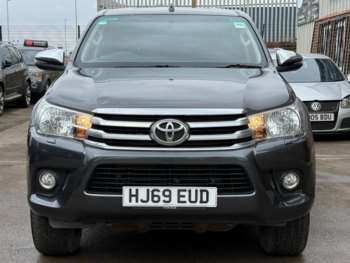 Used Toyota Hilux 2019 for sale - 74840262: Photo