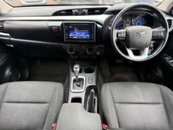 Used Toyota Hilux 2019 for sale - 74840262: Photo