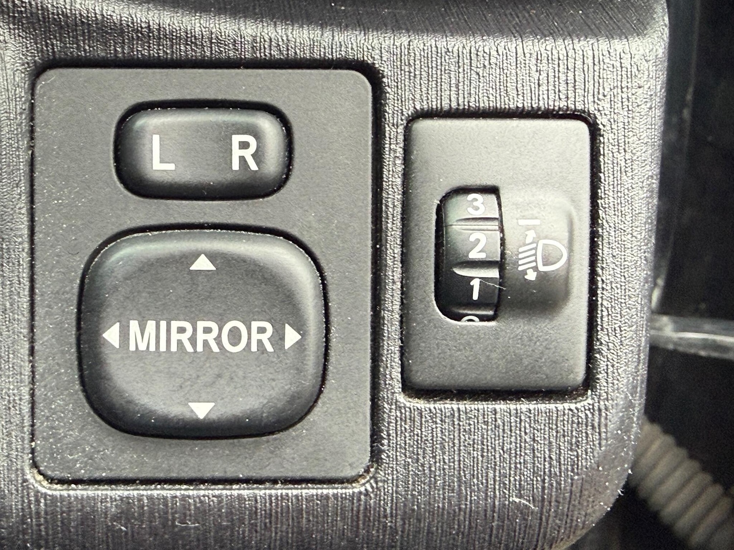 Used Toyota Yaris 2013 for sale - 76424909: Photo 36