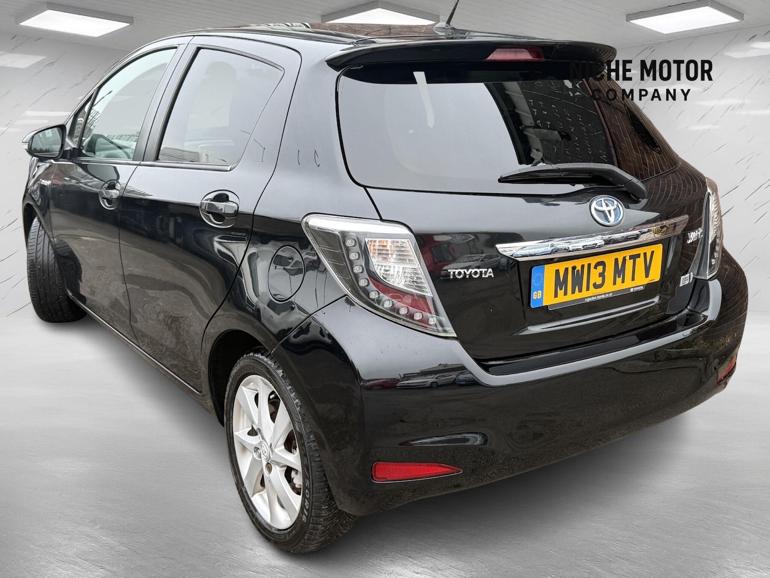 Used Toyota Yaris 2013 for sale - 76424909: Photo 46