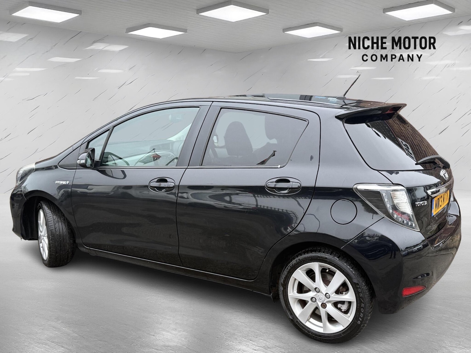 Used Toyota Yaris 2013 for sale - 76424909: Photo 48