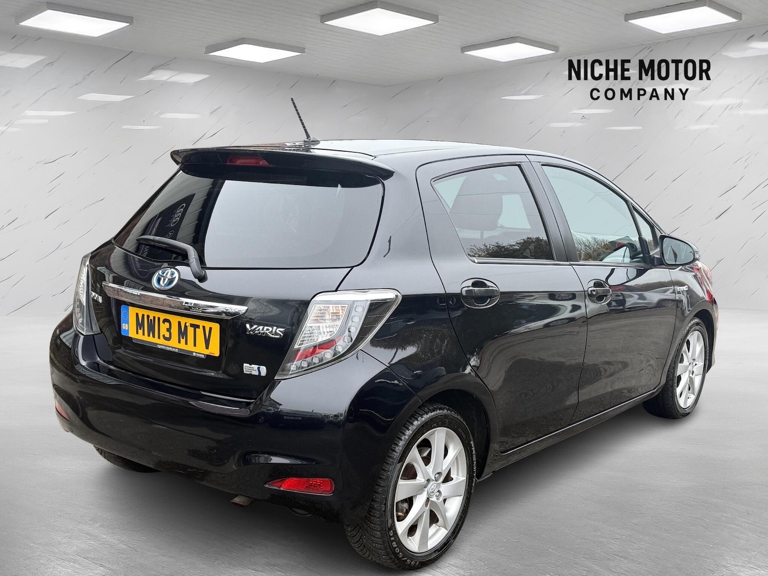 Used Toyota Yaris 2013 for sale - 76424909: Photo 5