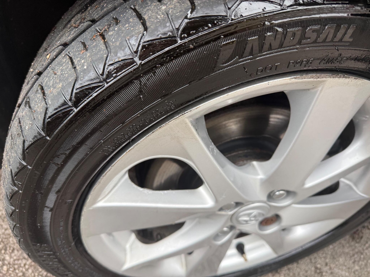 Used Toyota Yaris 2013 for sale - 76424909: Photo 51