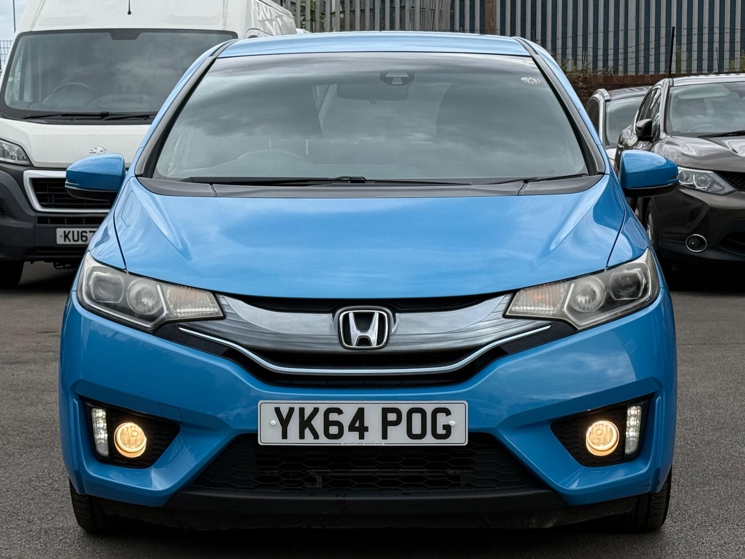 Used Honda Jazz for sale - 77537669: Photo 2
