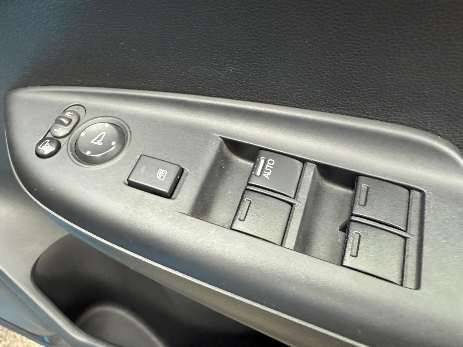 Used Honda Jazz for sale - 77537669: Photo 34