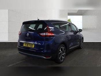 Used Renault Grand Scenic 2018 for sale - 78504185: Photo