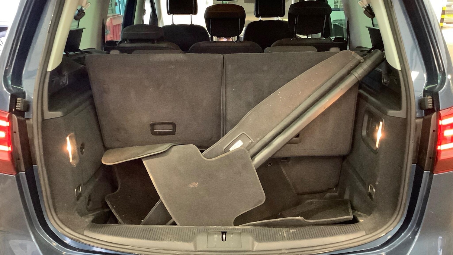 Used Volkswagen Sharan 2017 for sale - 77074250: Photo 10