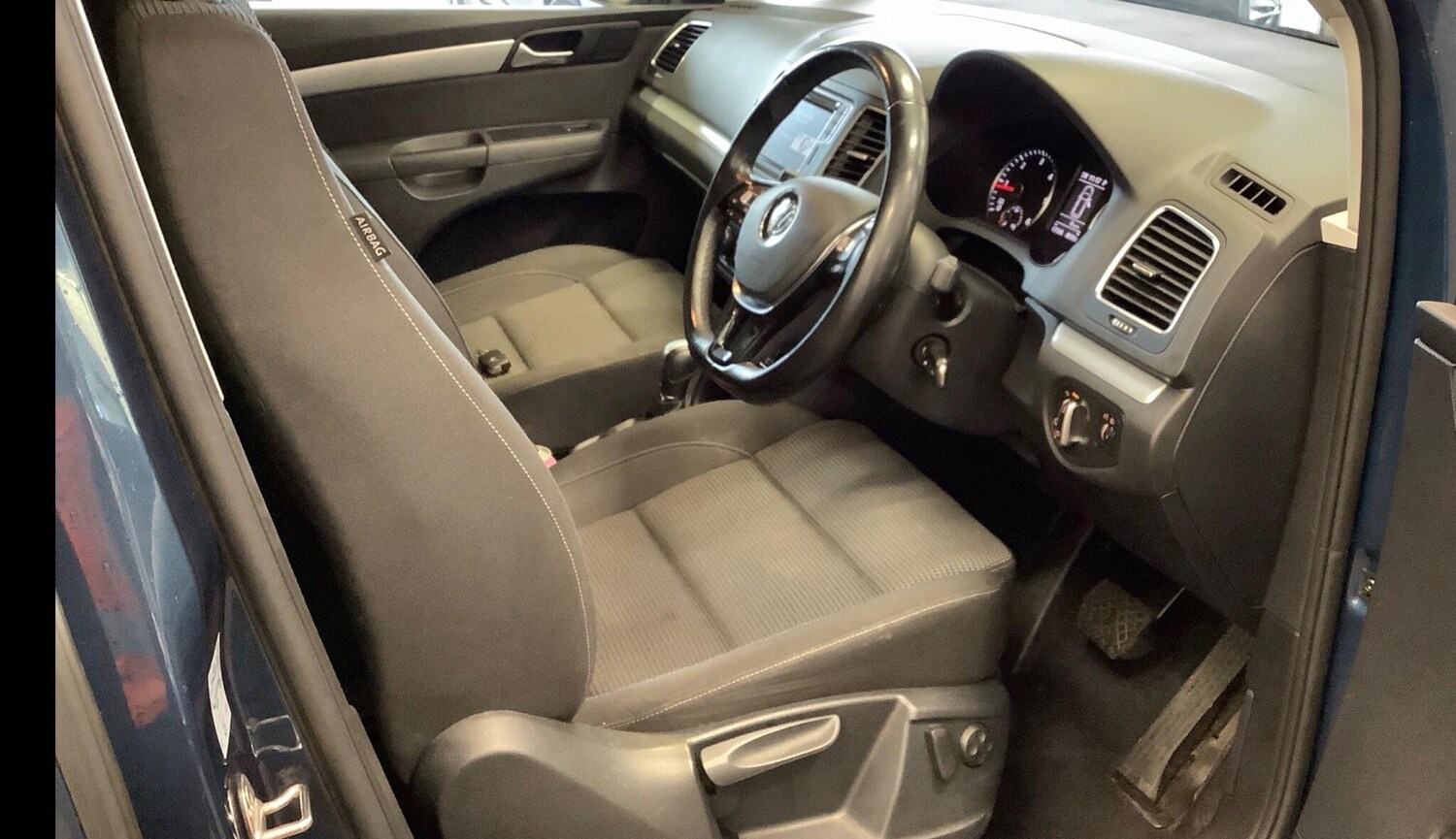 Used Volkswagen Sharan 2017 for sale - 77074250: Photo 3