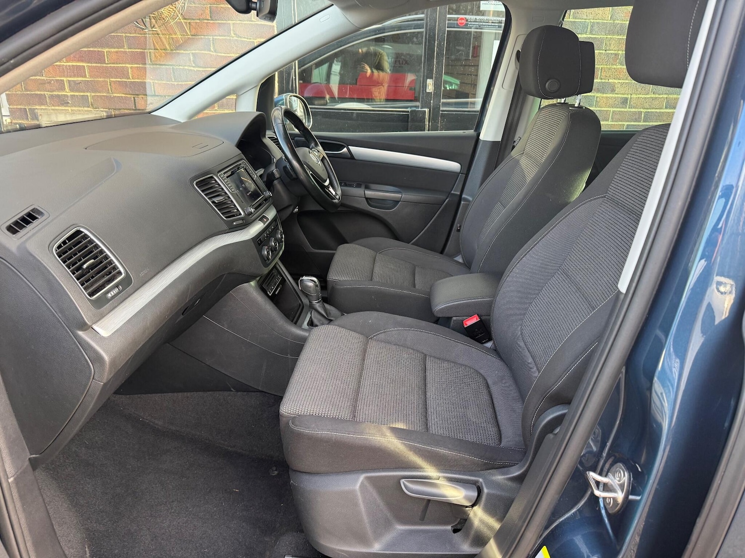 Used Volkswagen Sharan 2017 for sale - 77074250: Photo 49