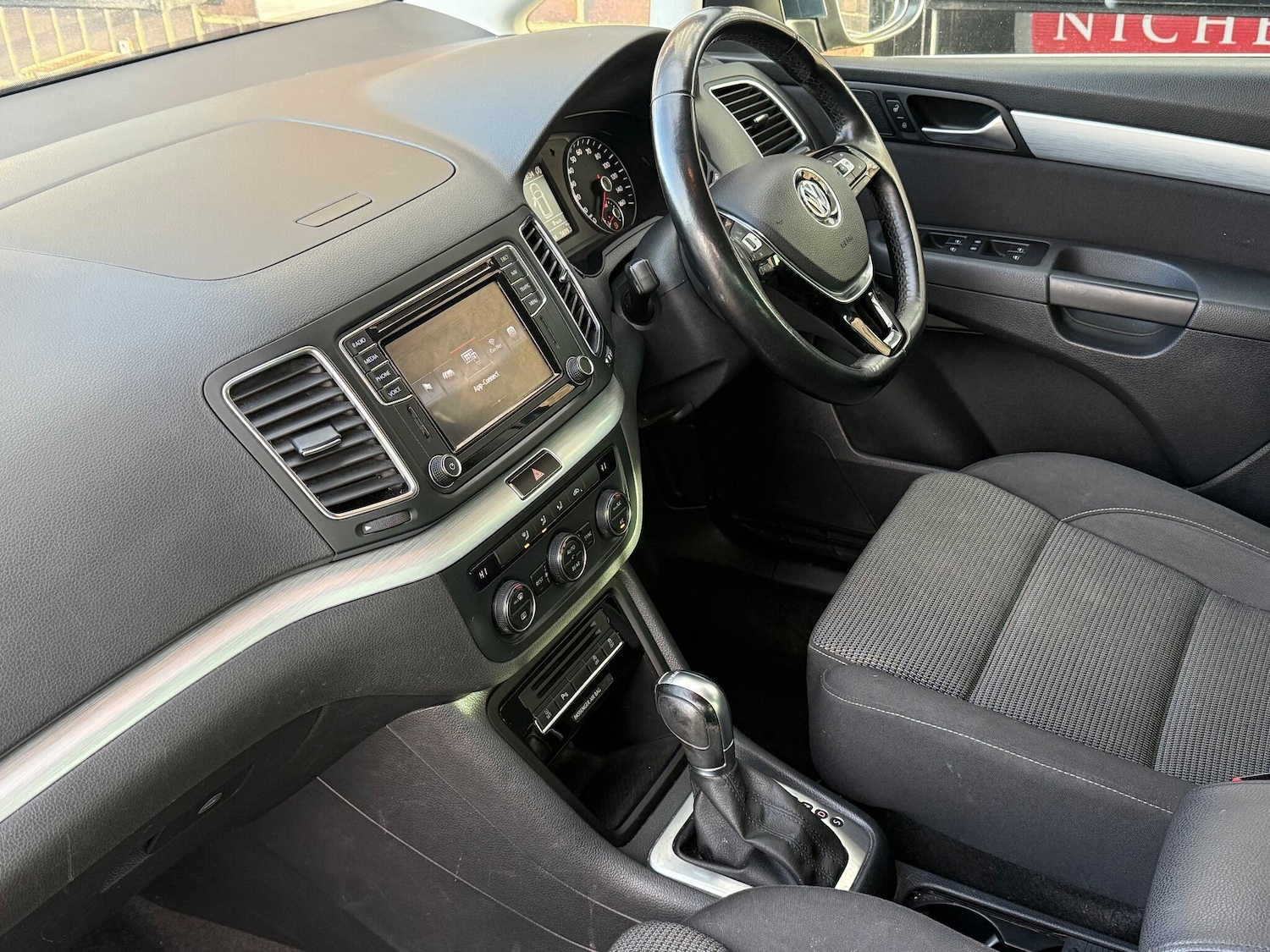 Used Volkswagen Sharan 2017 for sale - 77074250: Photo 51