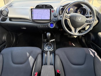 Used Honda Jazz 2013 for sale - 79116442: Photo