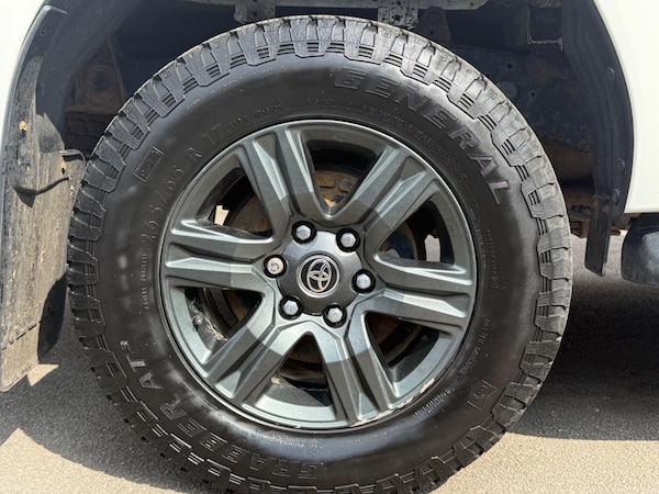 Used Toyota Hilux 2021 for sale - 75140227: Photo 12