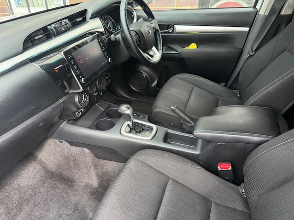 Used Toyota Hilux 2021 for sale - 75140227: Photo 25