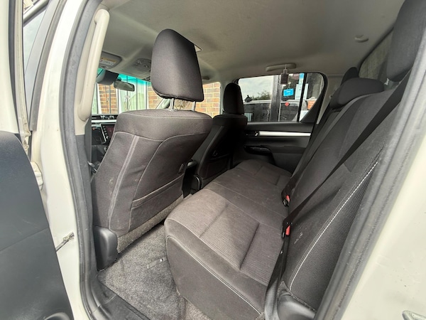 Used Toyota Hilux 2021 for sale - 75140227: Photo 33
