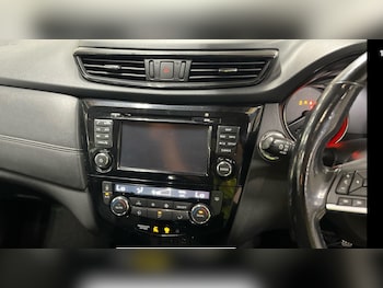 Used Nissan X-Trail 2017 for sale - 75635082: Photo