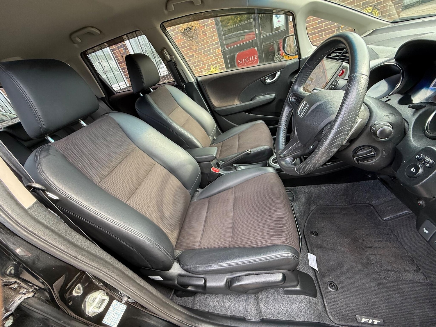 Used Honda Jazz for sale - 76227923: Photo 30