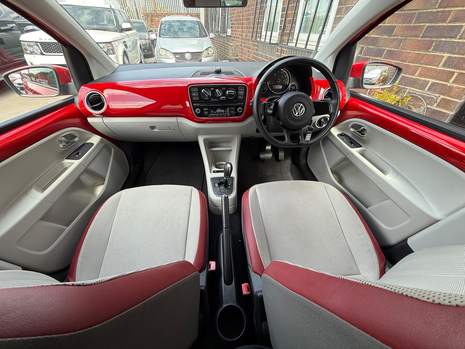 Used Volkswagen up! 2025 for sale - 77015798: Photo 17