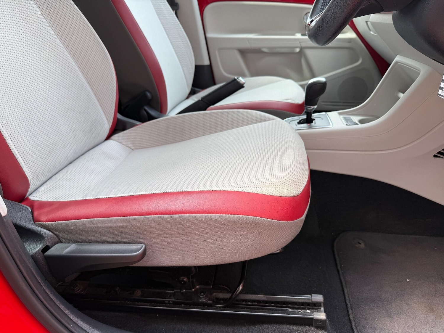 Used Volkswagen up! 2025 for sale - 77015798: Photo 19