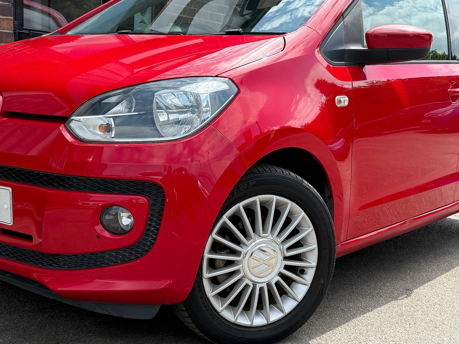 Used Volkswagen up! 2025 for sale - 77015798: Photo 30