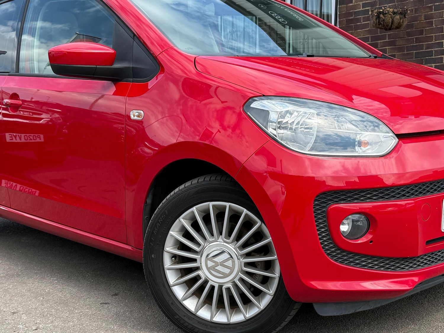 Used Volkswagen up! 2025 for sale - 77015798: Photo 33