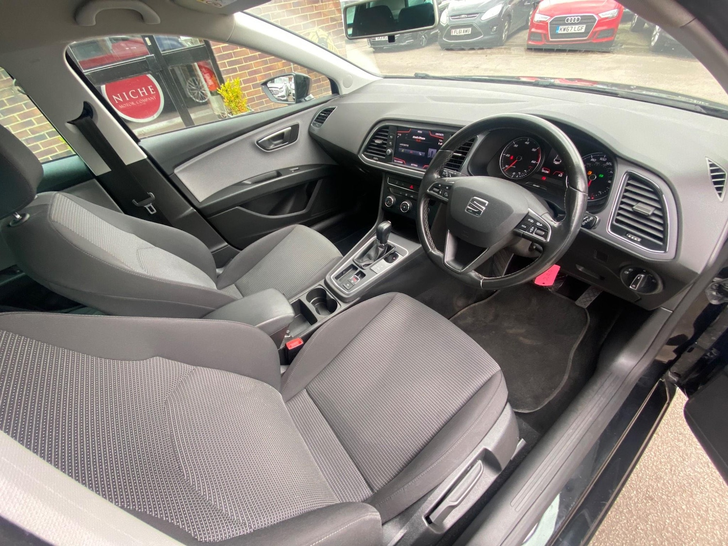 Used SEAT Leon 2019 for sale - 76993542: Photo 10