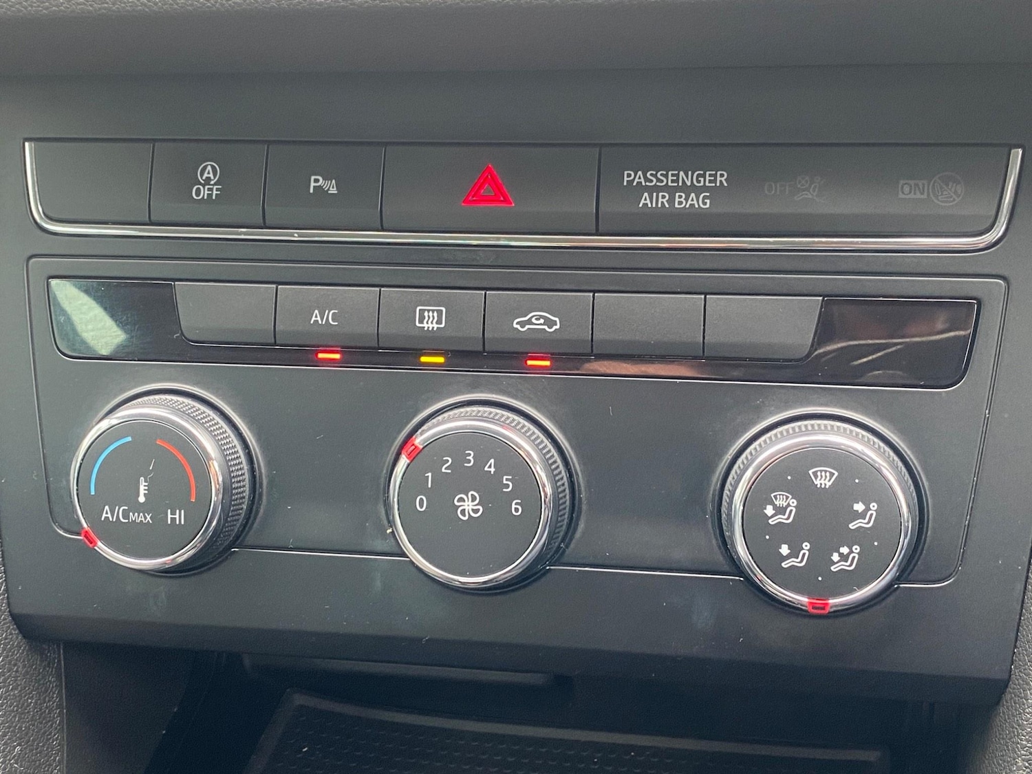 Used SEAT Leon 2019 for sale - 76993542: Photo 39