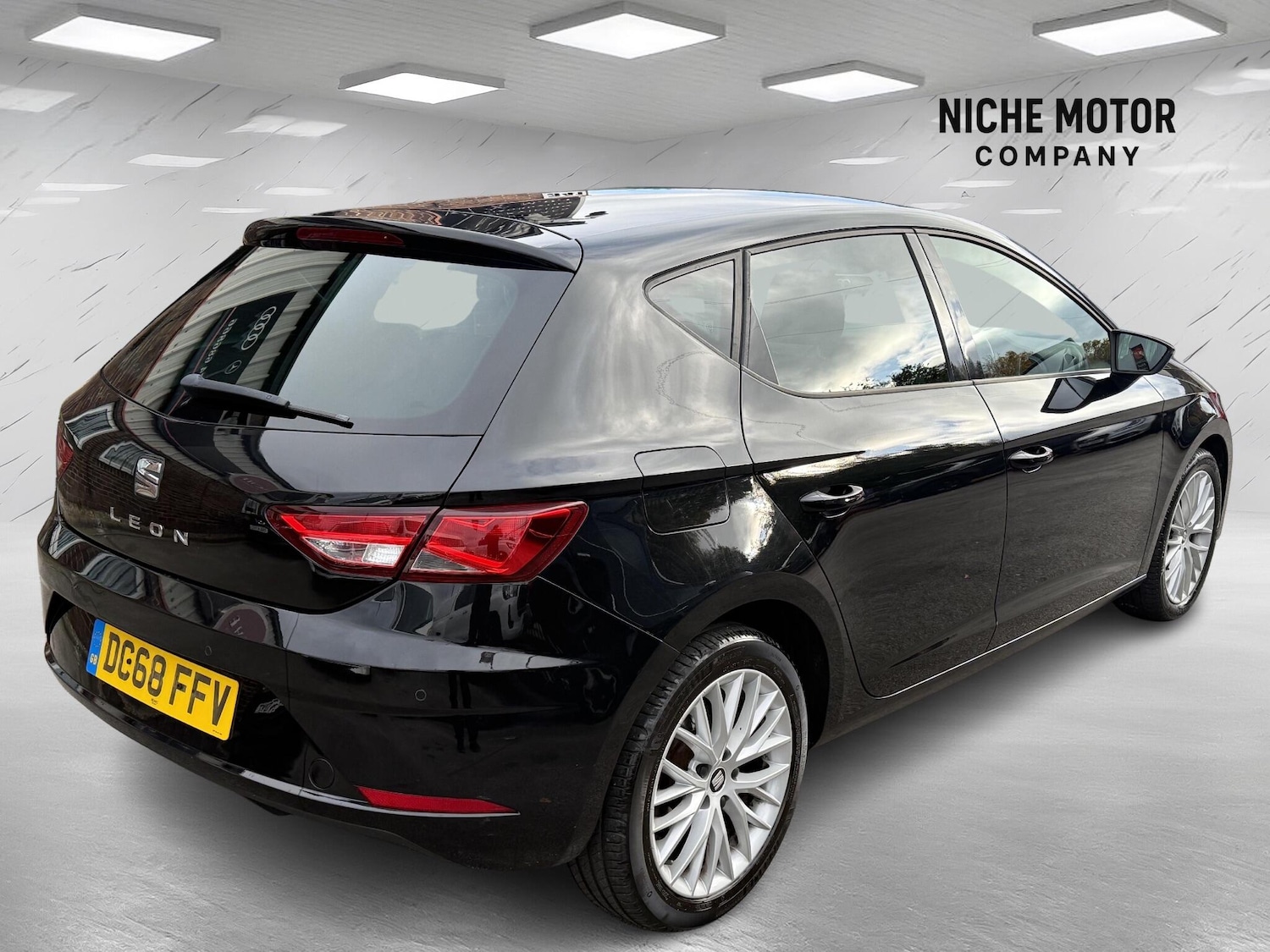 Used SEAT Leon 2019 for sale - 76993542: Photo 5