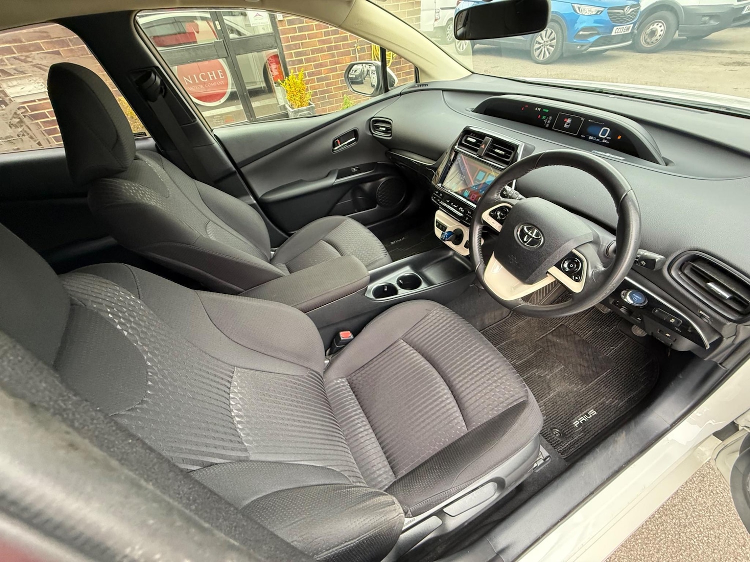 Used Toyota Prius for sale - 76993913: Photo 24