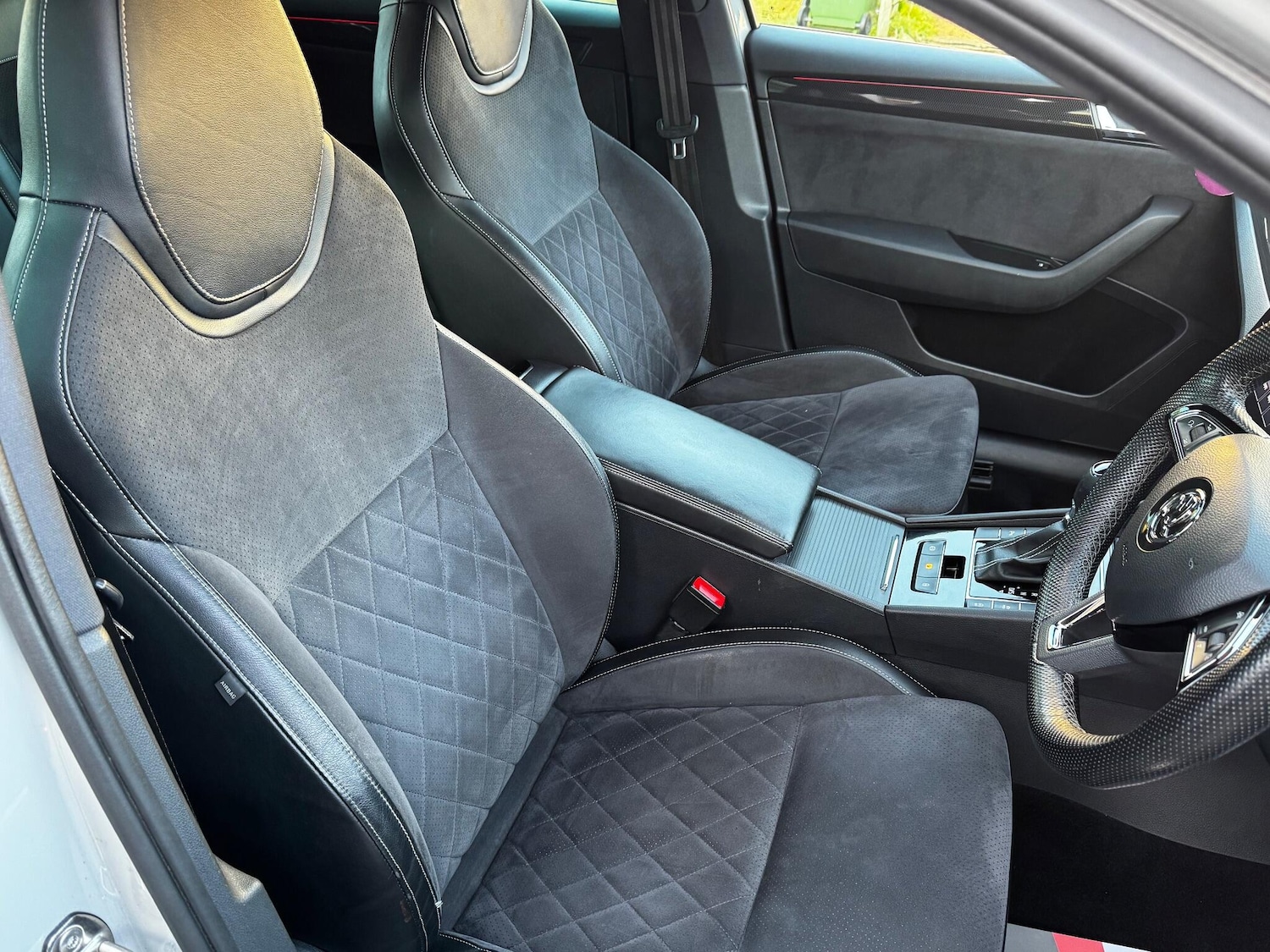 Used Skoda Superb 2019 for sale - 76912864: Photo 12