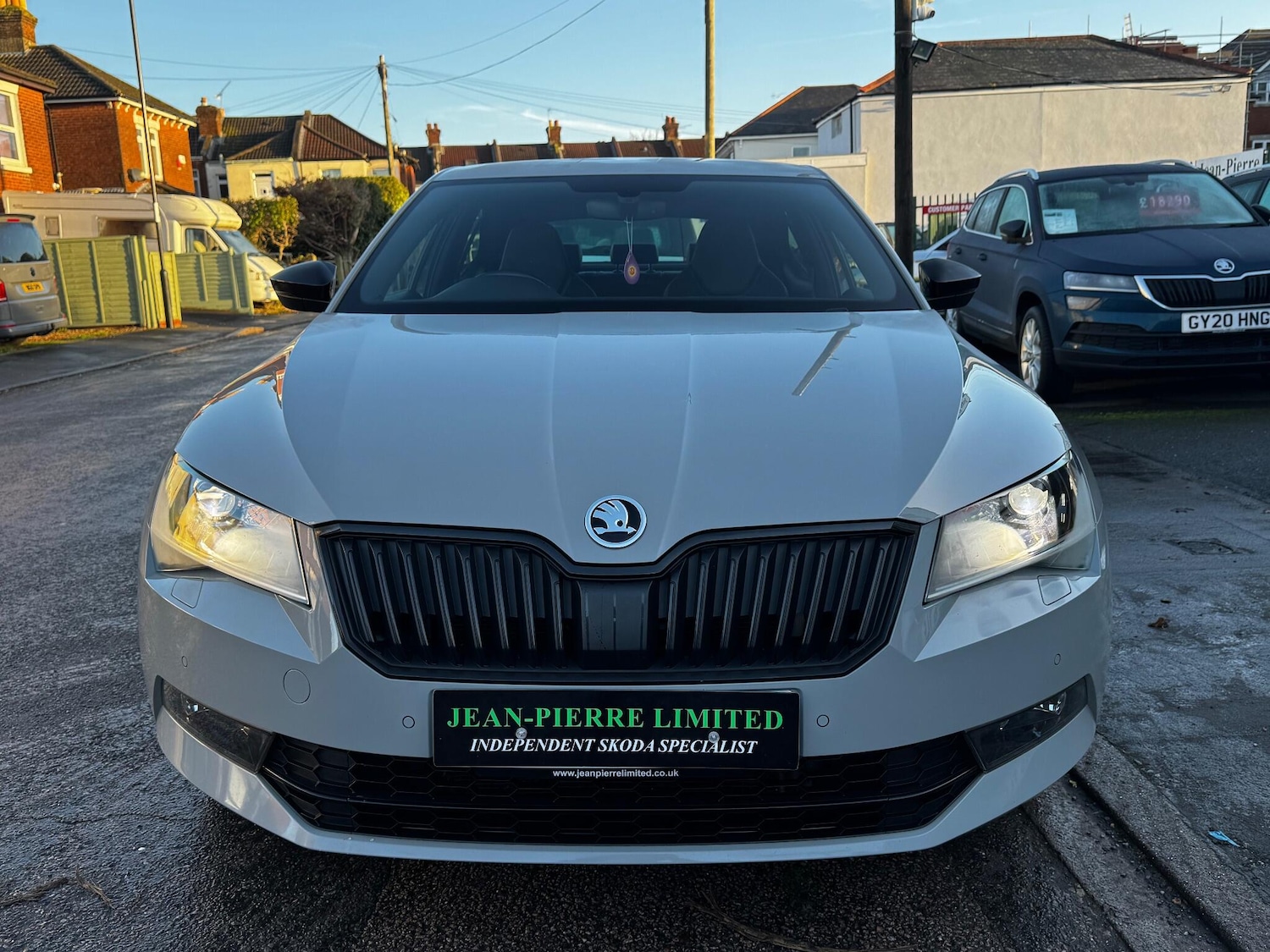 Used Skoda Superb 2019 for sale - 76912864: Photo 2
