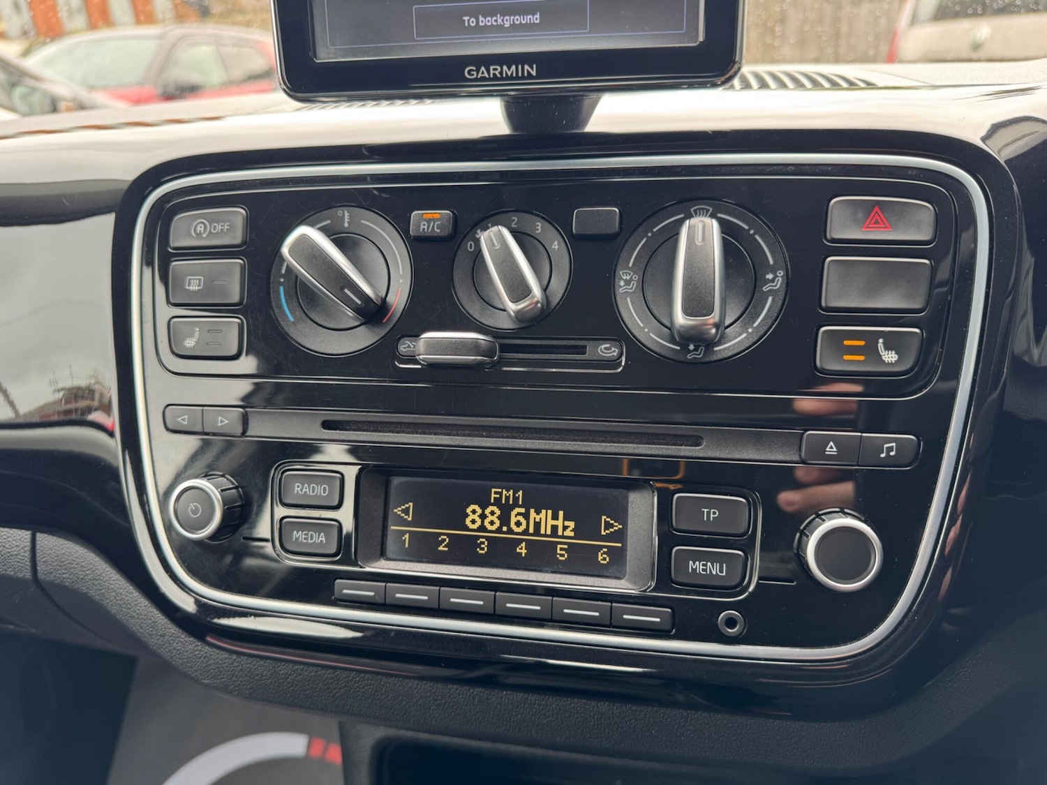 Used Volkswagen up! 2013 for sale - 78085927: Photo 12