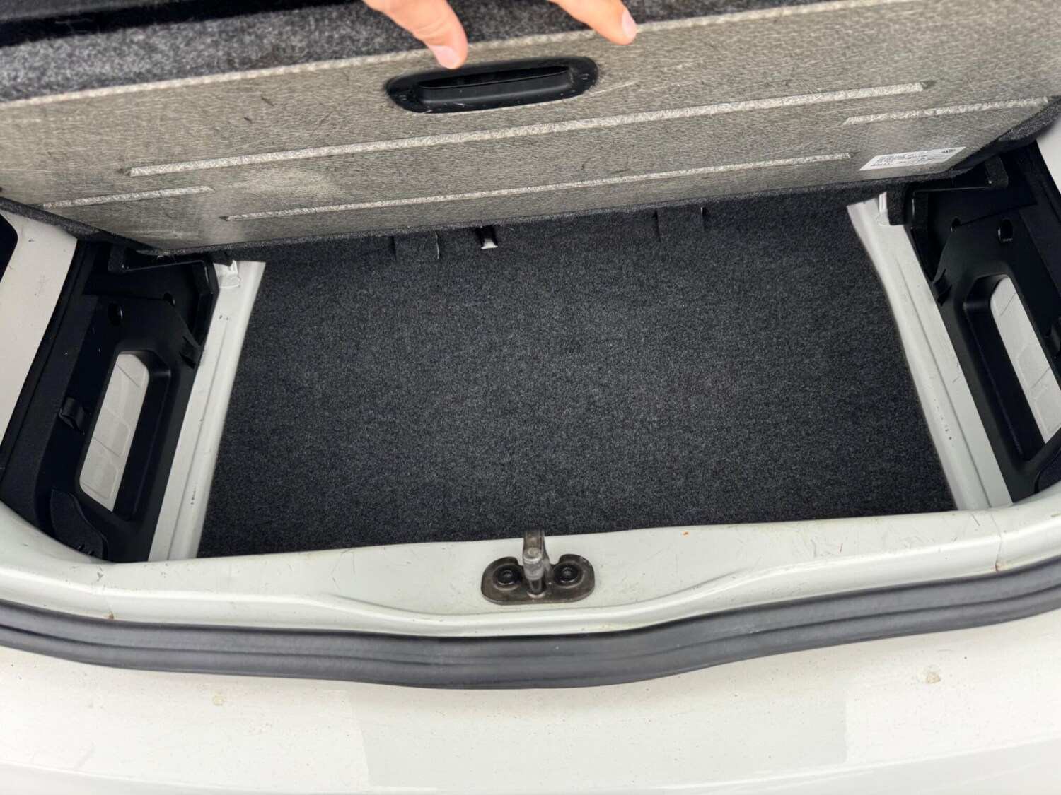 Used Volkswagen up! 2013 for sale - 78085927: Photo 20