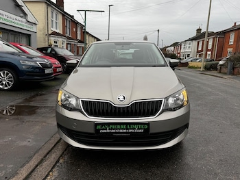 Used Skoda Fabia 2015 for sale - 76886839: Photo
