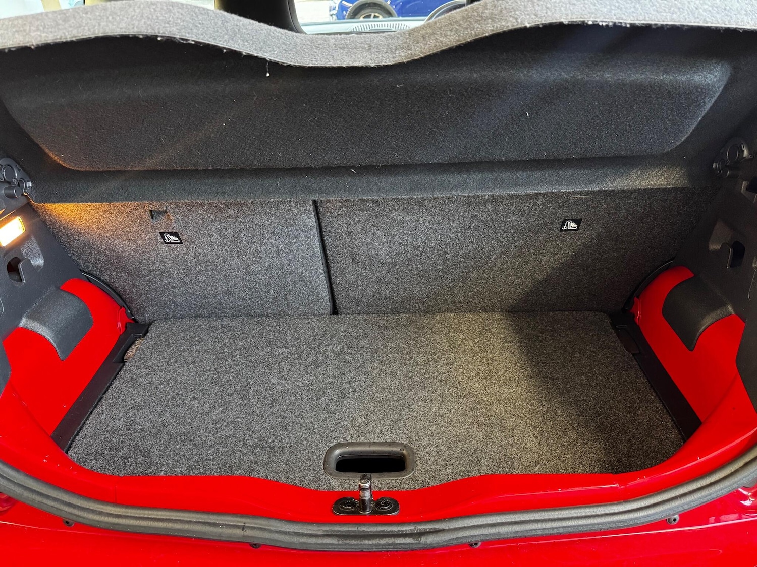 Used Volkswagen up! 2018 for sale - 76832101: Photo 17