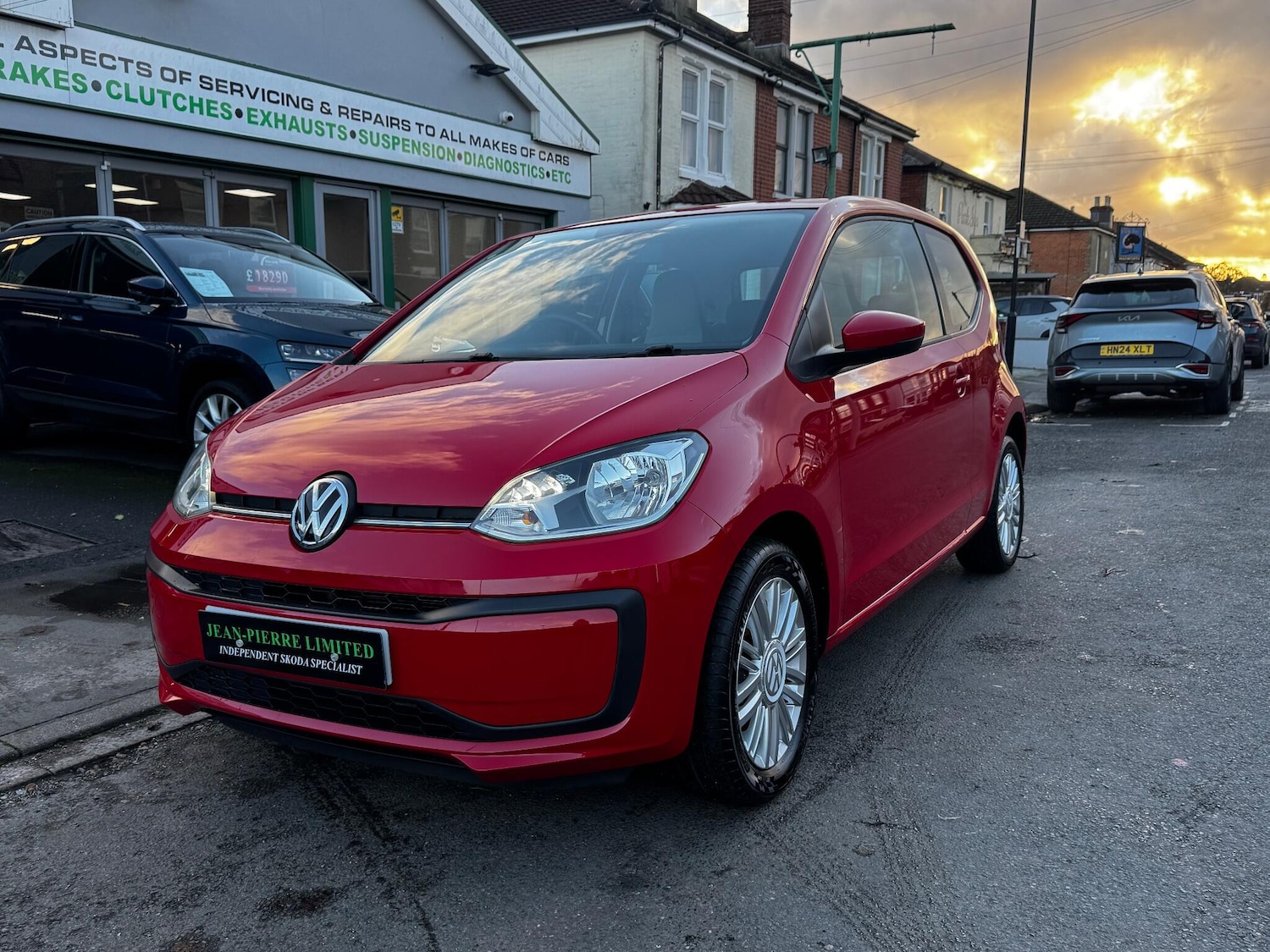 Used Volkswagen up! 2018 for sale - 76832101: Photo 3