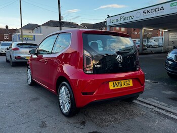 Used Volkswagen up! 2018 for sale - 76832101: Photo