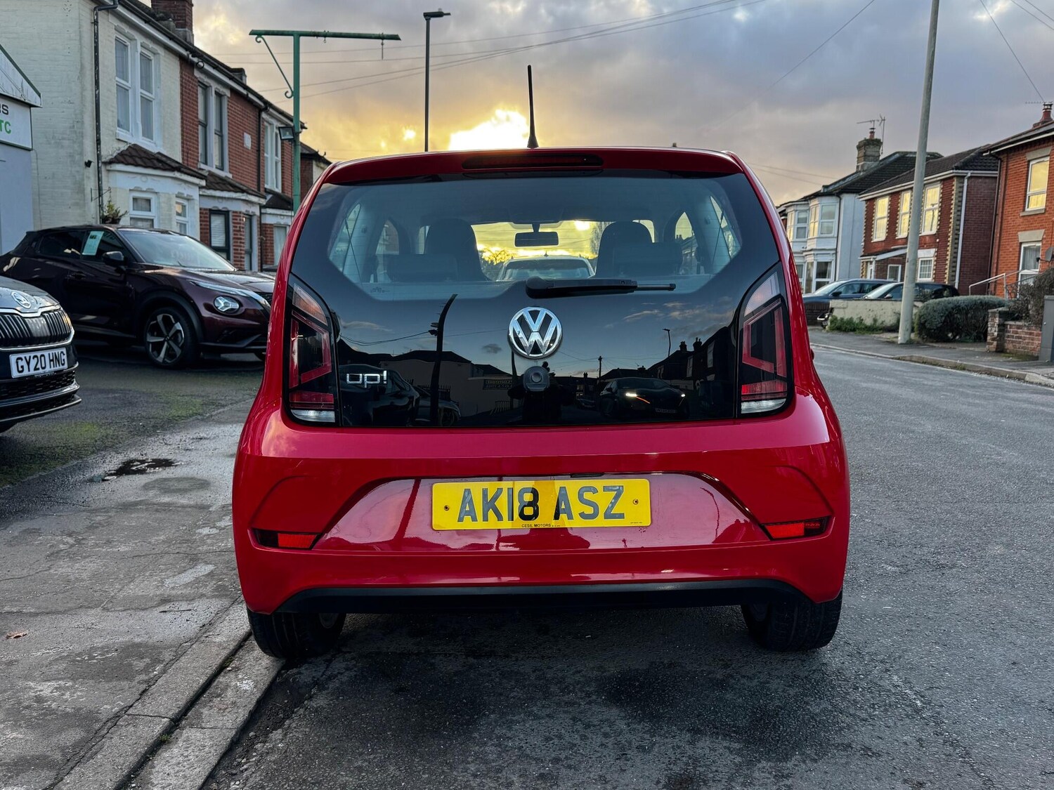 Used Volkswagen up! 2018 for sale - 76832101: Photo 6