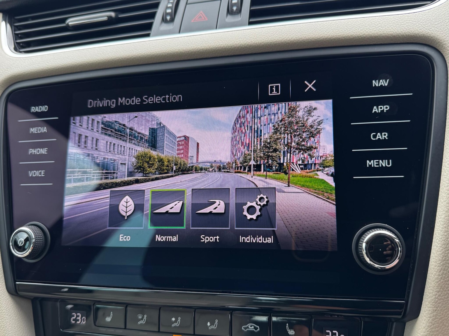 Used Skoda Octavia 2019 for sale - 76832433: Photo 14