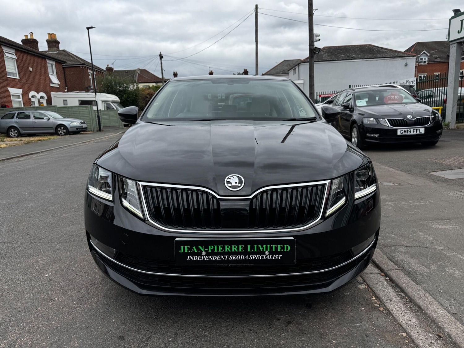 Used Skoda Octavia 2019 for sale - 76832433: Photo 2