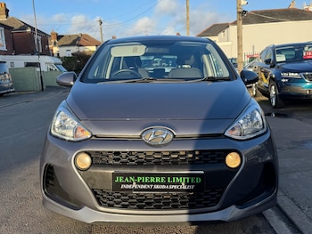 Used Hyundai i10 2018 for sale - 77575432: Photo
