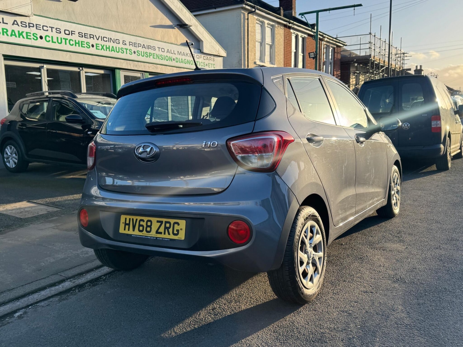 Used Hyundai i10 2018 for sale - 77575432: Photo 7