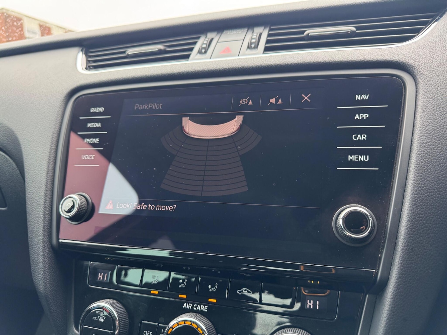 Used Skoda Octavia 2017 for sale - 77598596: Photo 12