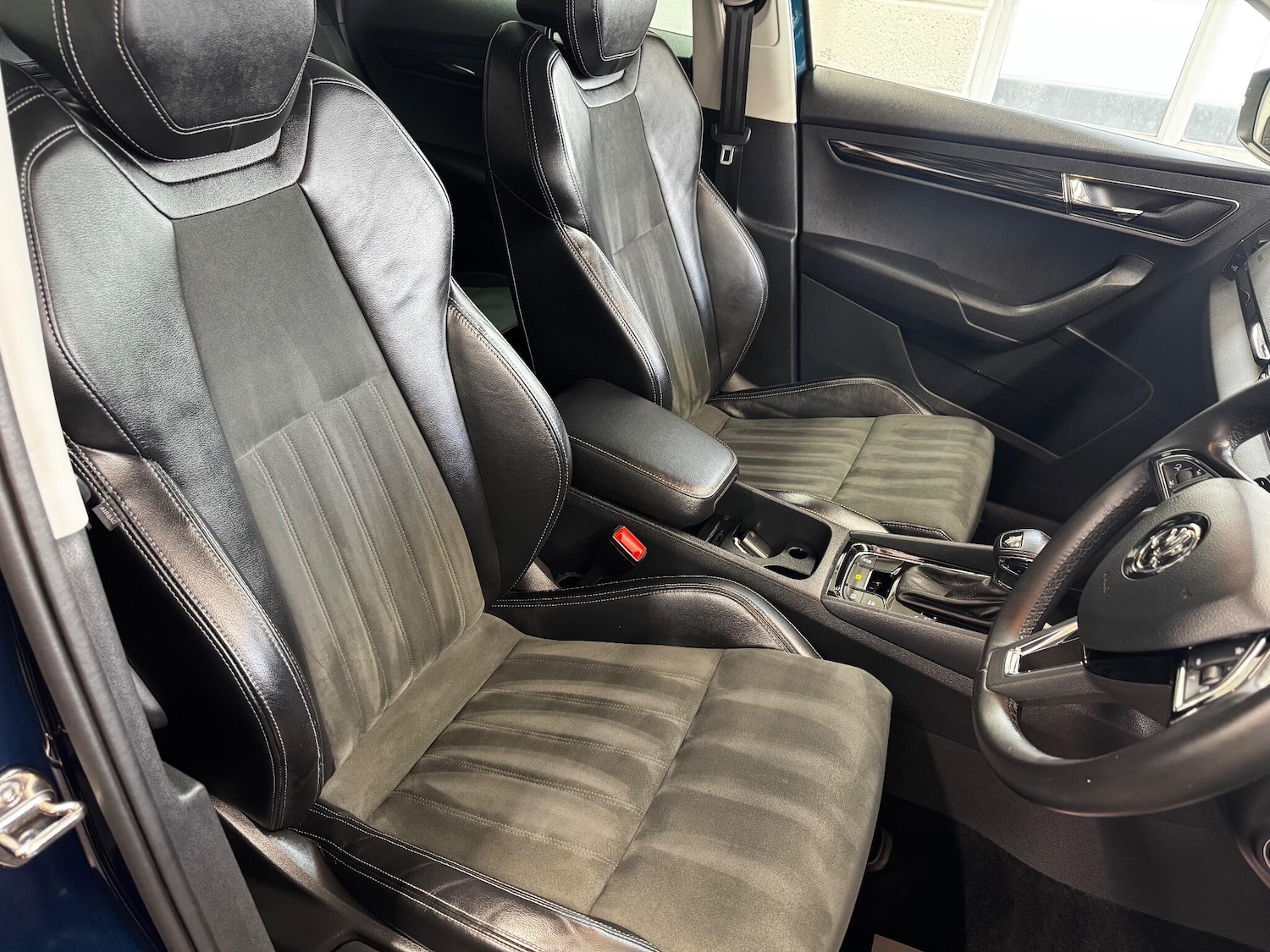 Used Skoda Karoq 2020 for sale - 76832863: Photo 9