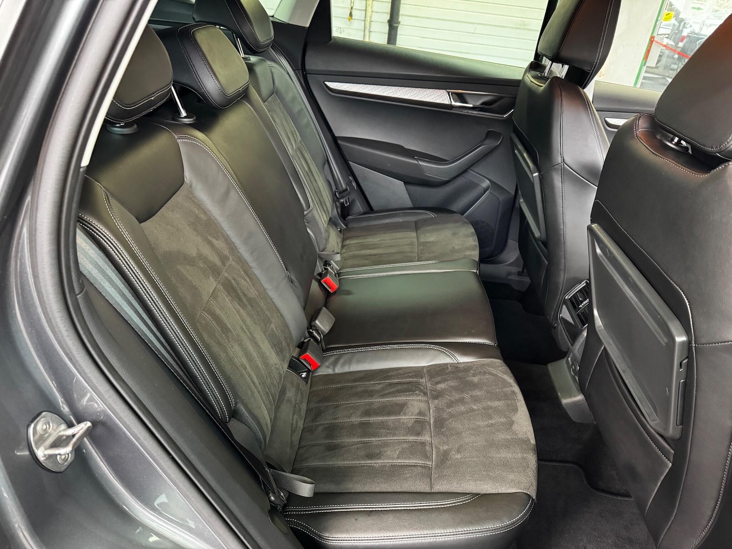 Used Skoda Karoq 2023 for sale - 76832849: Photo 13