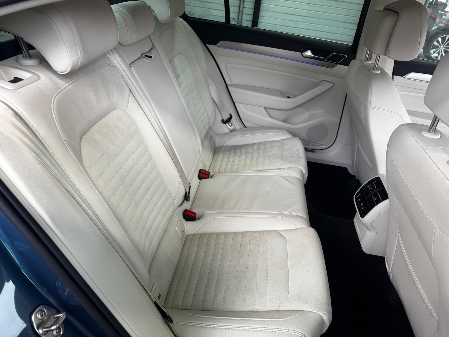 Used Volkswagen Passat 2017 for sale - 76832851: Photo 13