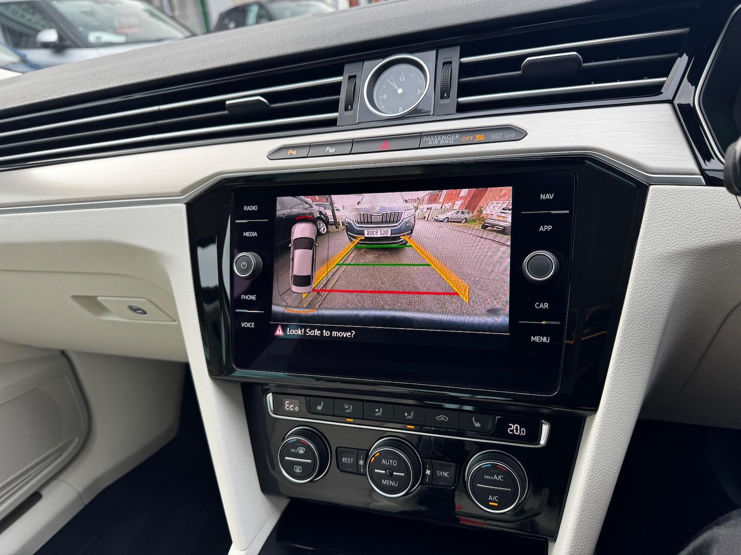 Used Volkswagen Passat 2017 for sale - 76832851: Photo 19