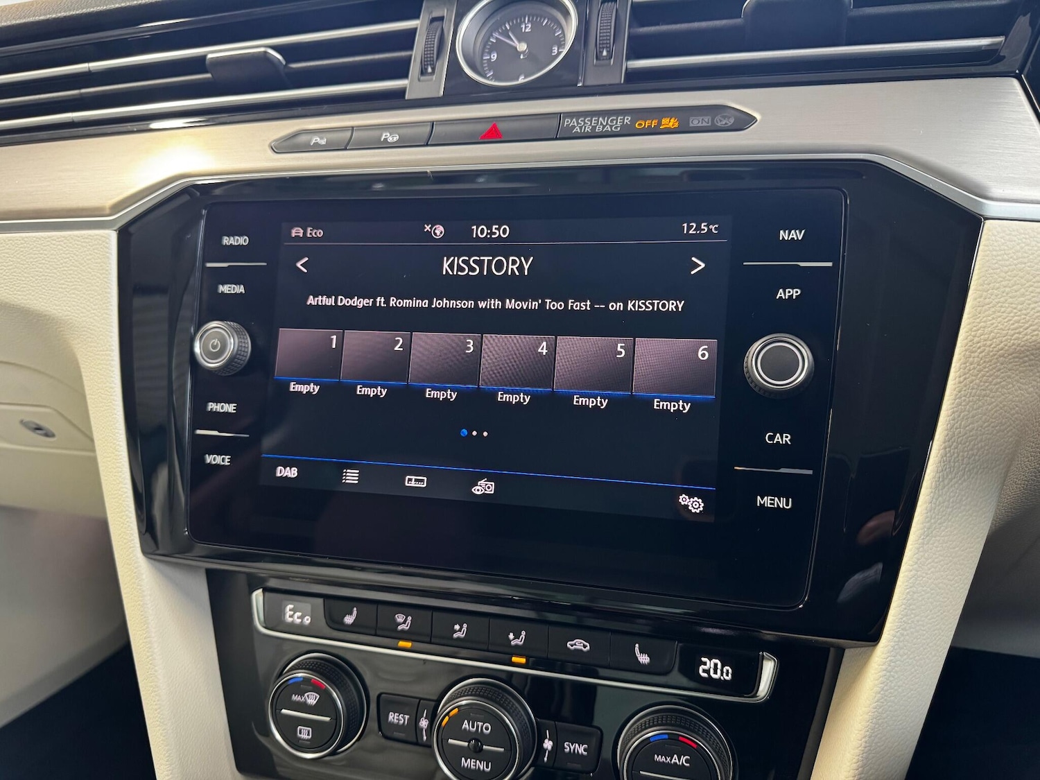 Used Volkswagen Passat 2017 for sale - 76832851: Photo 22