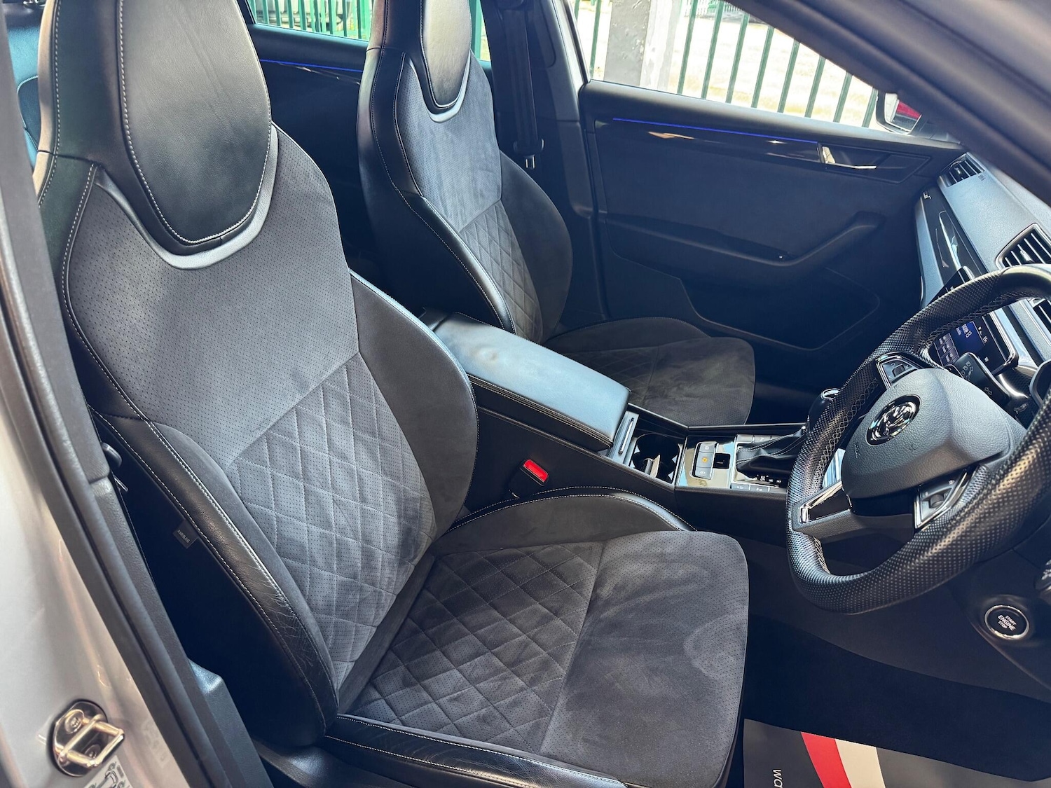 Used Skoda Superb 2019 for sale - 76832460: Photo 10